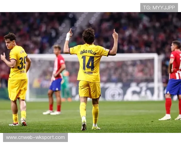 实时战报:巴萨半场0-1落后赫罗纳,菲利克斯中柱,多夫比克破门。 实时战报:巴萨半场0-1落后赫罗纳,菲利克斯中柱,多夫比克破门。