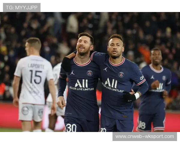 托利索追平拉孔布纪录，成里昂队史法甲出场最多球员